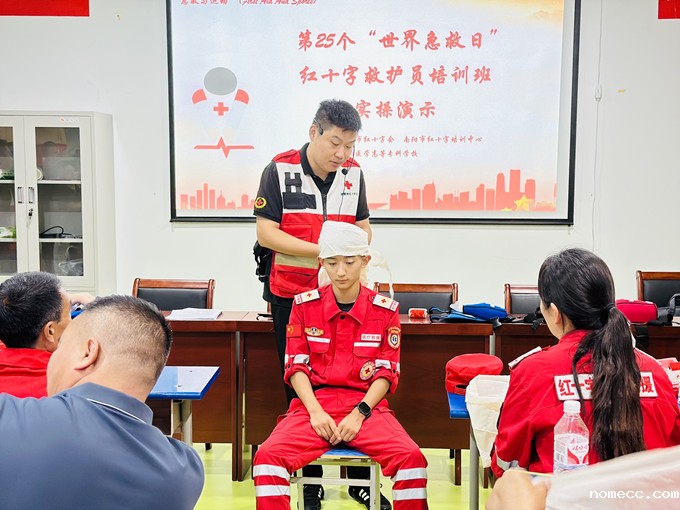 实操演示_副本.jpg 实操演示_副本.jpg